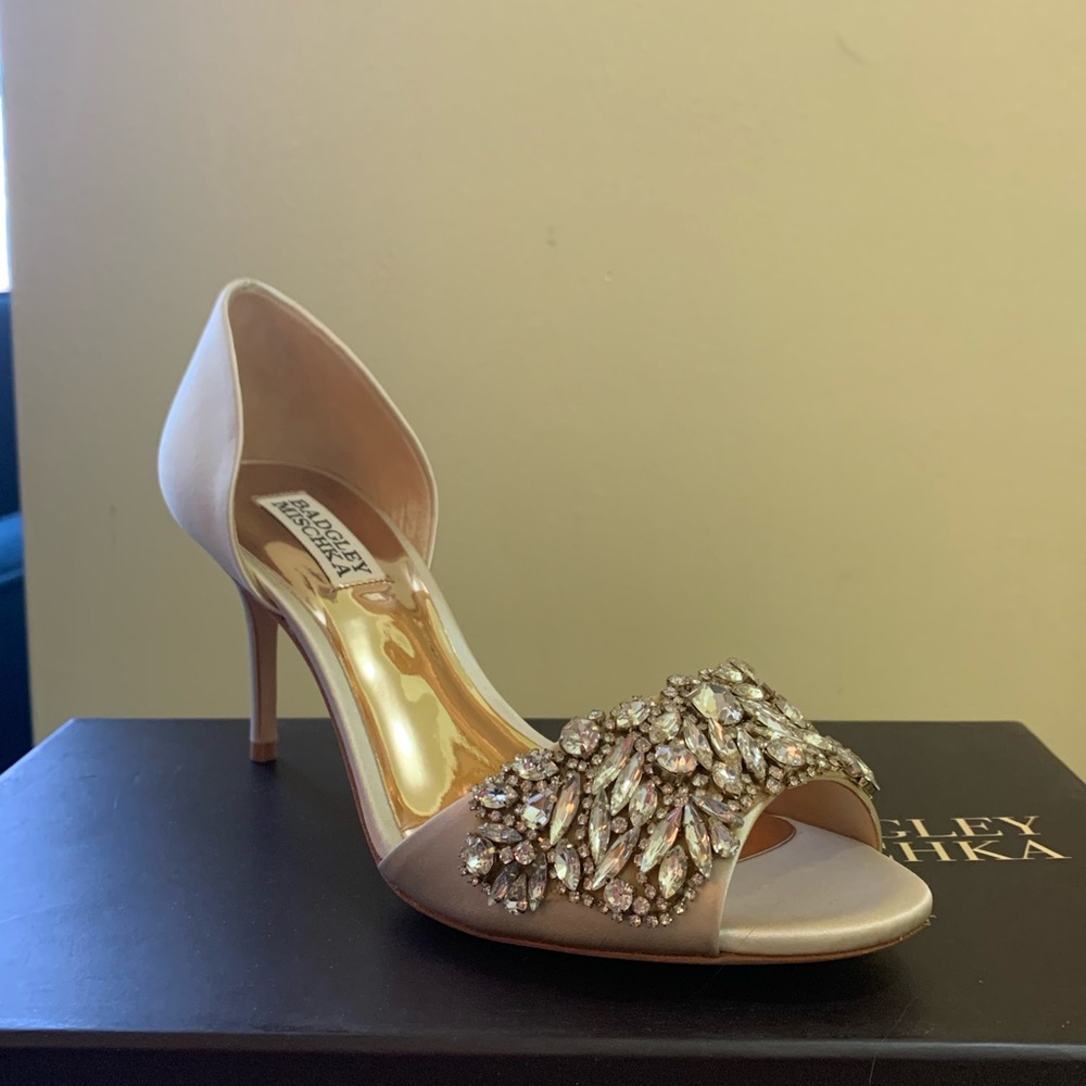 Brand new Badgley Mischka heels
